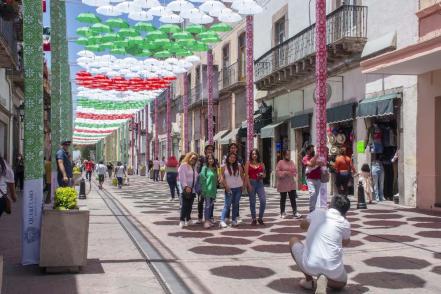 Regresan los colores y festejos patrios a Querétaro