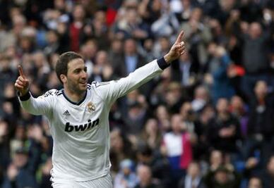 Real Madrid pide "millonada" por Higuaín