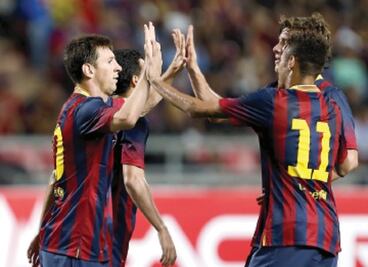 Leo Messi y Neymar lucen en goleada culé