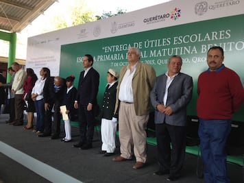 Entrega FDS útiles escolar en SRJ