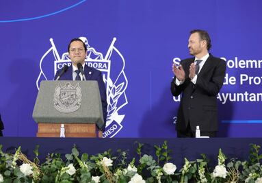 Chepe Guerrero toma protesta como alcalde de Corregidora
