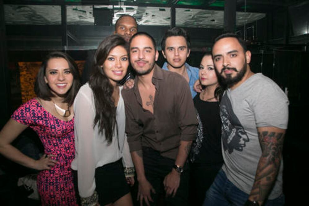 Celebra Alex Morales su cumpleaños 23