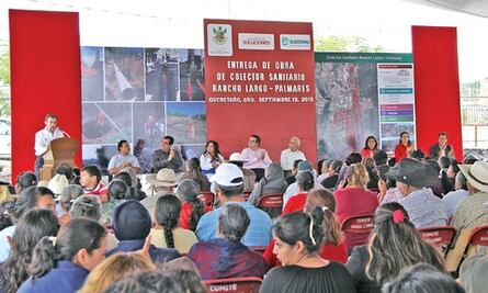 Entregan colector sanitario