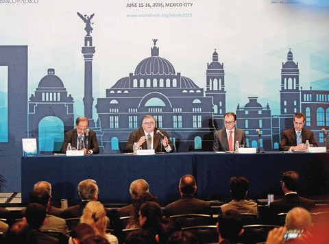 Aplicación será laboriosa: Carstens