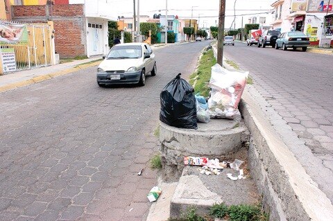 Multarán con 300 mil pesos por tirar basura