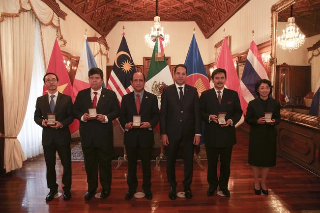 FDS: Querétaro ofrece certidumbre a inversión extranjera