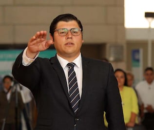 Rinde protesta magistrado del Tribunal de Responsabilidades 