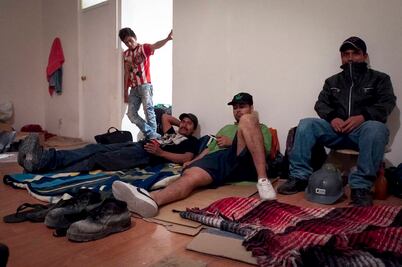 Convergen pobreza y lujo en Latitud Victoria