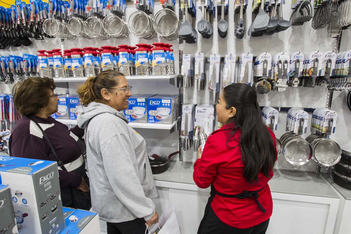 Abren entre 4 y 5 nuevos negocios al mes en Querétaro