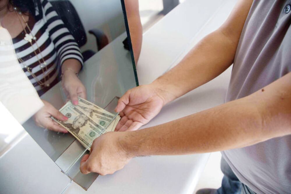 El seguro para remesas que se ofrece desde agosto pasado a los clientes de Intermex está disponible sólo en Oaxaca, Puebla y Morelos. (ARCHIVO EL UNIVERSAL)