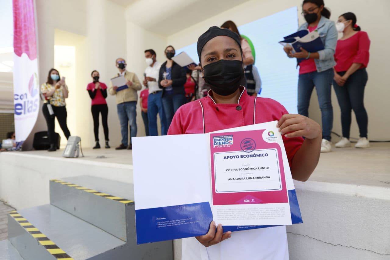 Municipio de Querétaro da apoyos de 25 mil pesos a mujeres emprendedoras