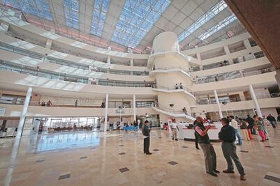 Van a revisión de la ESFE finanzas de 2015