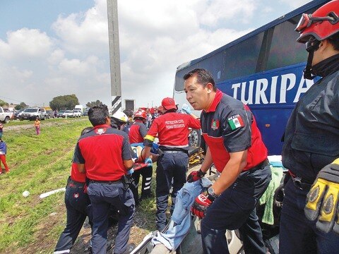 Amplía servicio vial Alas Rojas
