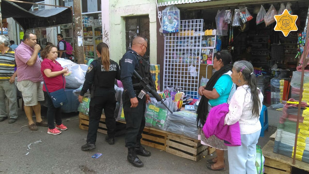 Supervisan tianguis y mercados en la capital