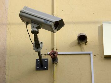 Prevén instalar cámaras de vigilancia