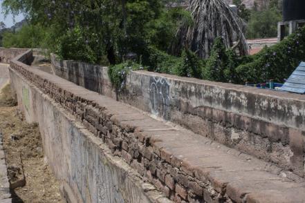 El acueducto de Hércules, el monumento histórico abandonado de Querétaro 