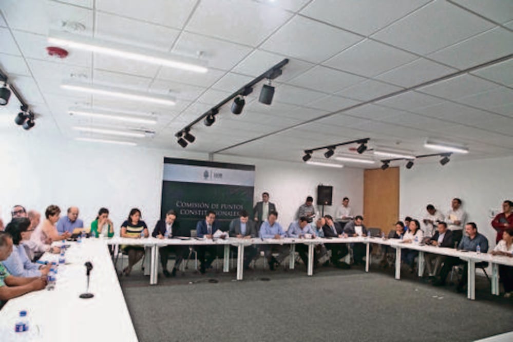 Aprueban reformas a Constitución