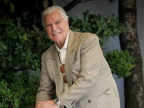 Rinden homenaje a Gustavo Rojo