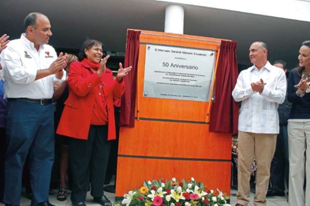 Festejan 50 años del Mercado Escobedo
