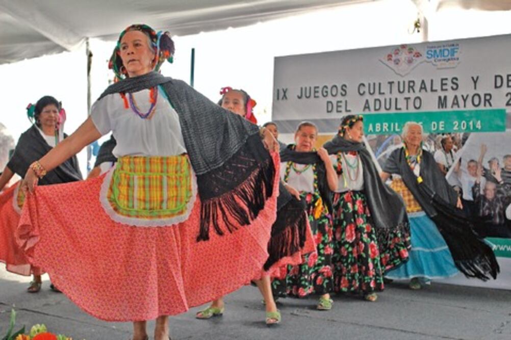 Jóvenes de corazón participan en  olimpiada