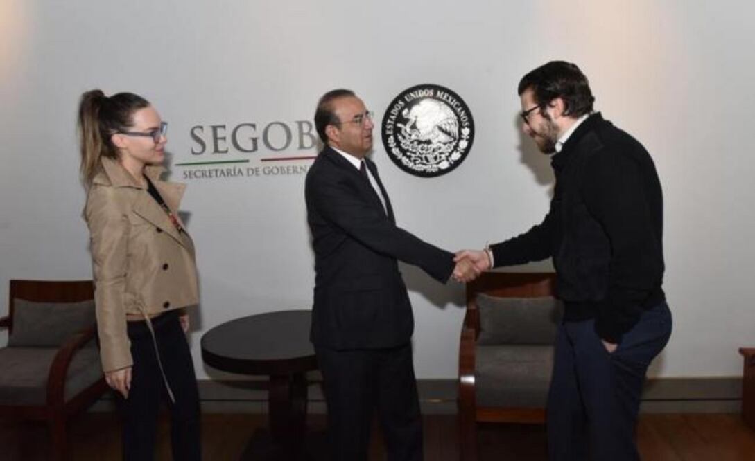 La cantante Belinda en Segob