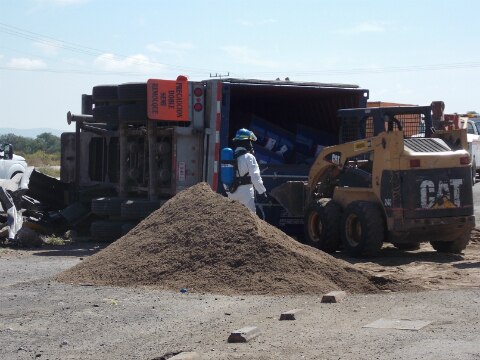 Trailer ocasiona emergencia