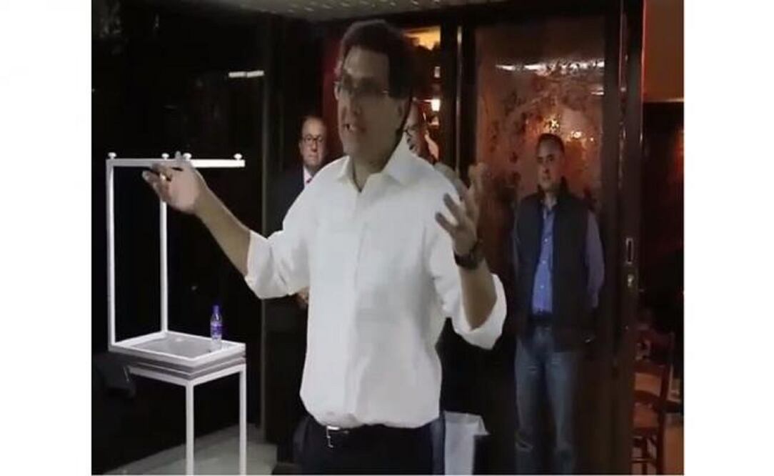 Imagen de Armando Ríos Piter tomada del video