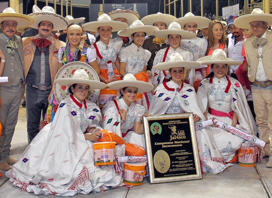 ‘El Tulipán’ se corona en el nacional de escaramuzas