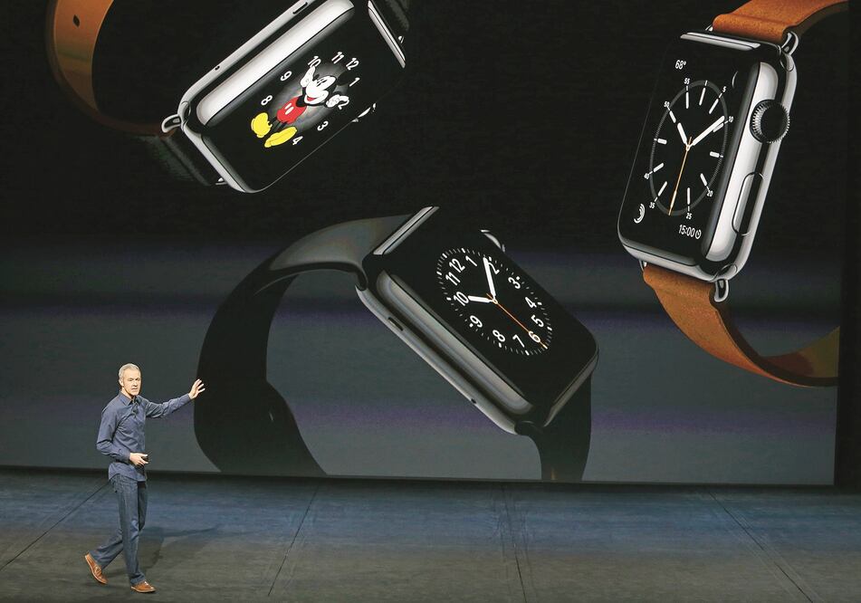 Se diferencia por ser el único en el mundo en soportar llamadas directamente en el reloj, sin necesidad de tener un smartphone cerca