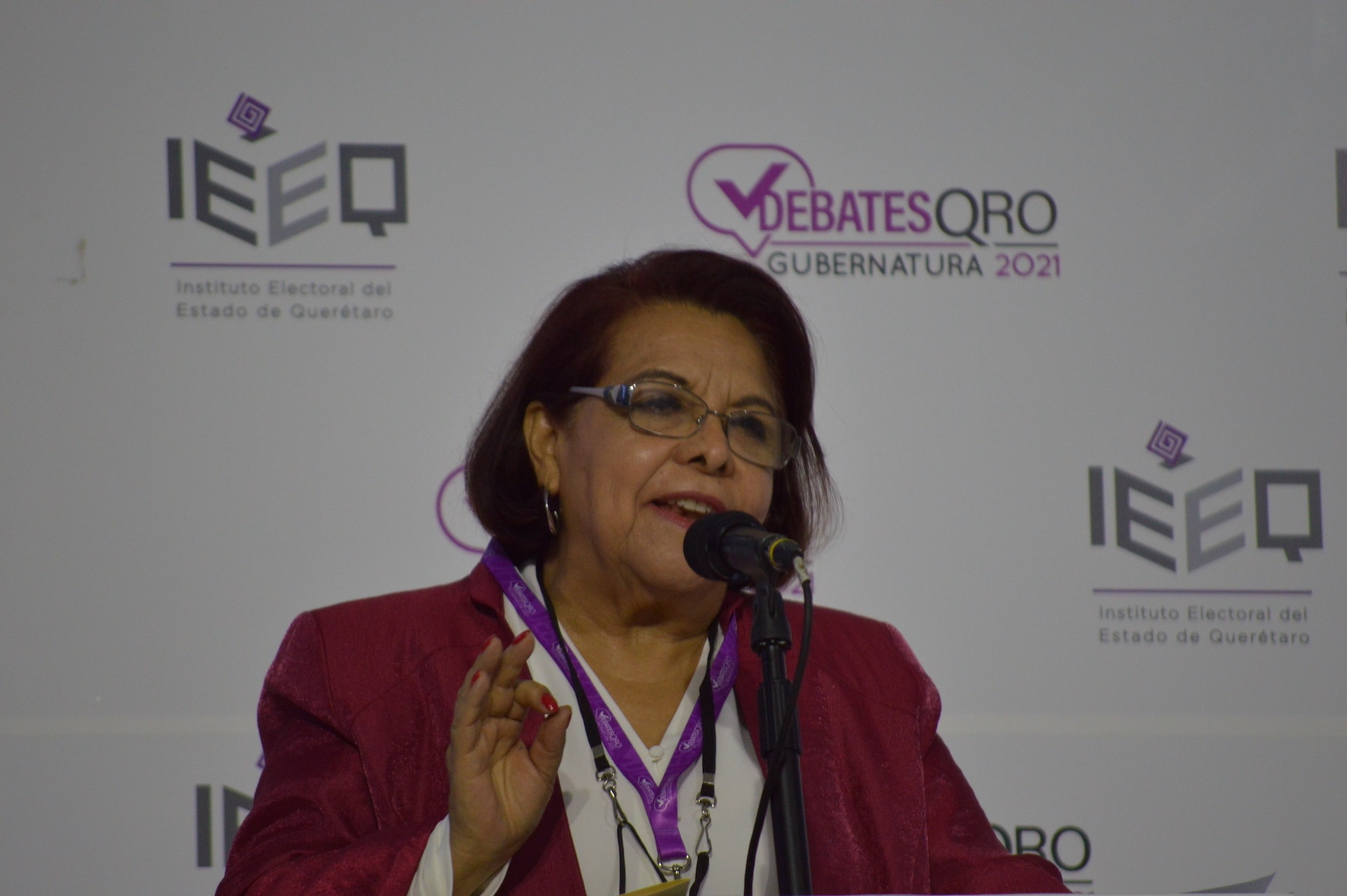 Celia Maya sí tiene doctorado; aclara controversia