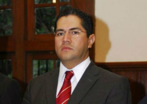 Presentan a los primeros mil auditores sociales