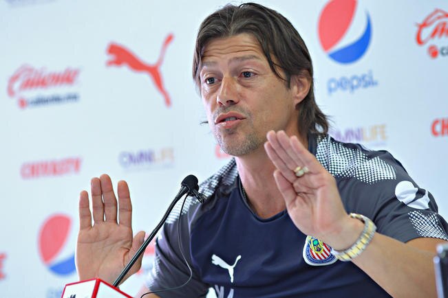 Almeyda ve cacería de árbitros hacia él