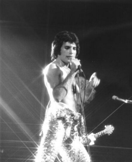 Lecciones de moda con Freddie Mercury 