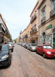 Registran déficit para estacionar coches