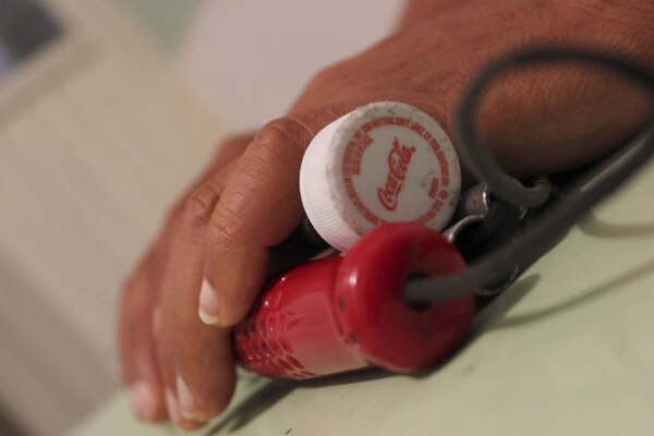 Entregan apoyos para discapacitados