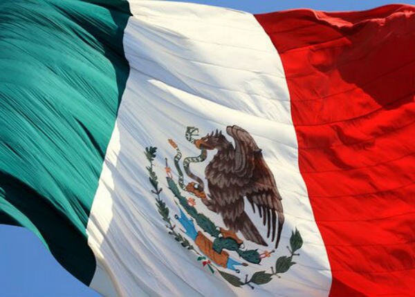 Alistan festejos patrios en la capital