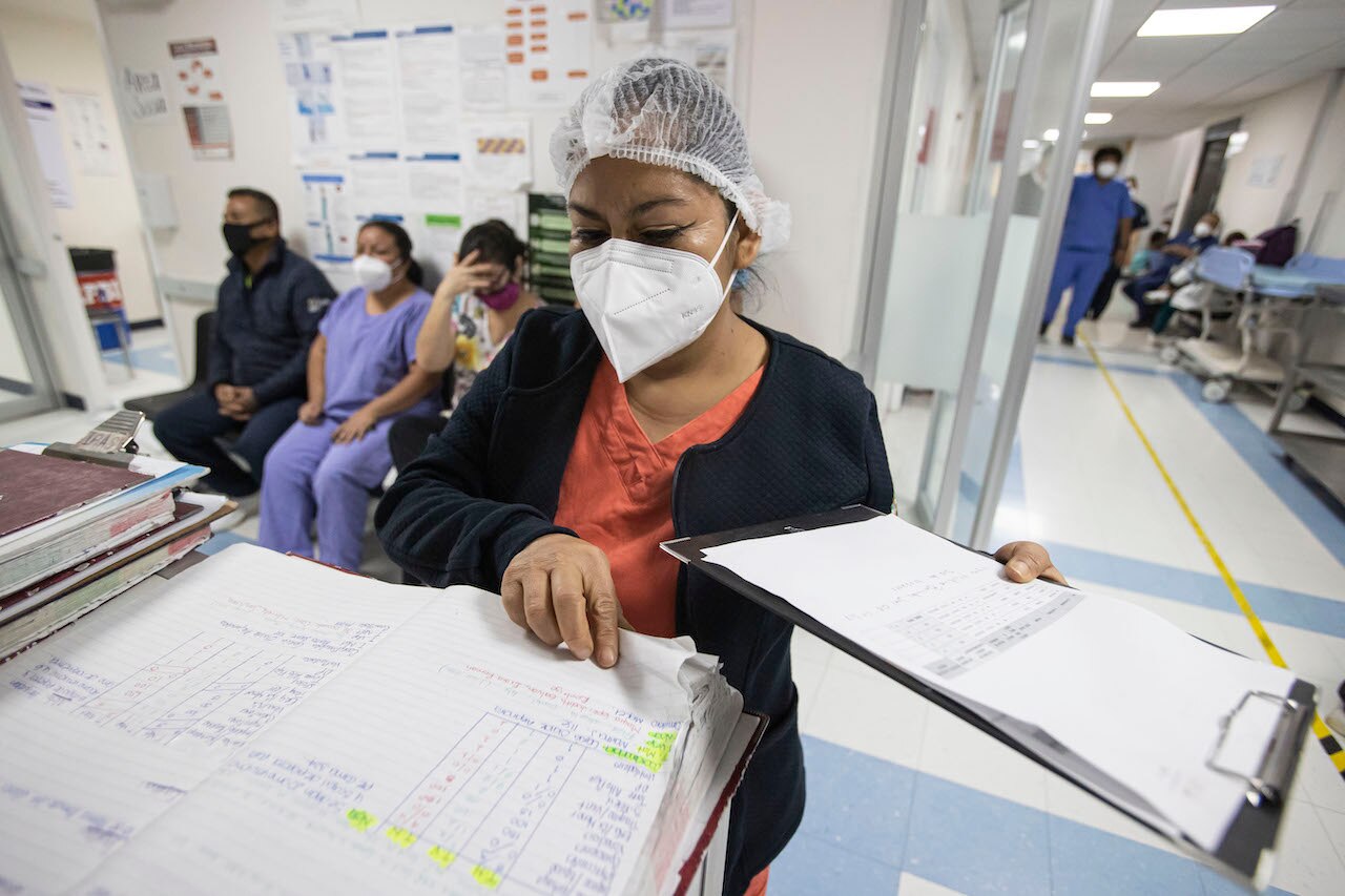 “Soy enfermera, psicóloga y familia de mis pacientes”