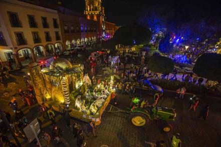 Desfile navideño con 195 años de historia