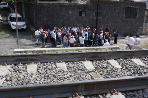 “Tren rápido, proyecto innecesario”