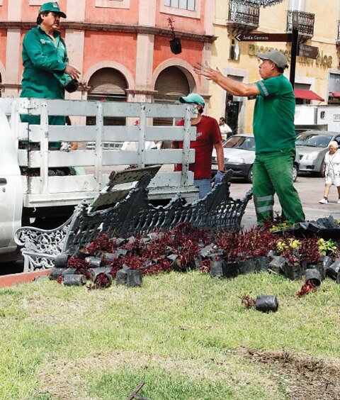 Multan a 27 por poner propaganda