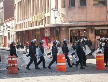 Afinan detalles para el Centenario de la Constitución