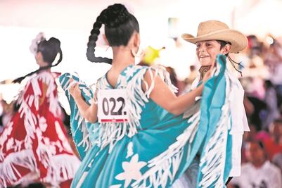 Piden a la Sierra Gorda mantener las medidas antiCovid; harán festivales de huapango y la caravana migrante 