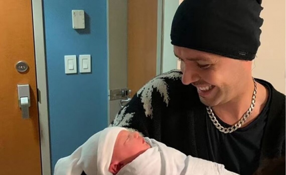 Jesse comparte tierna foto con la hija de su hermana Joy