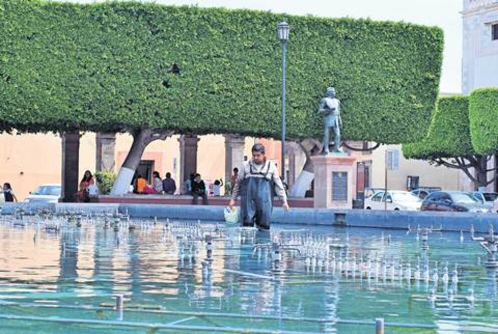 Cuidan fuente danzante