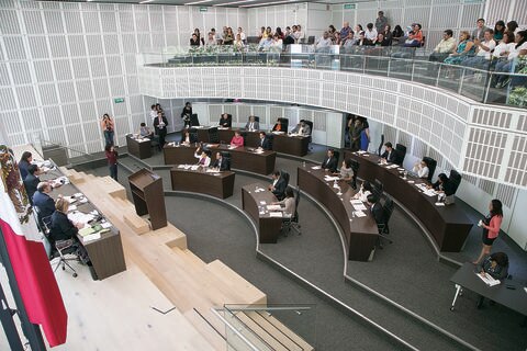 Votan a favor de reforma a Carta Magna