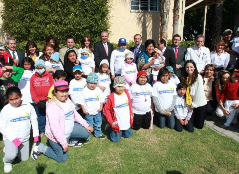Conmemoran día de cáncer infantil
