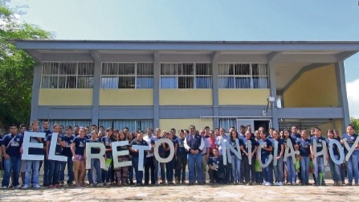 Recibe UAQ Jalpan a nuevos ingresos  