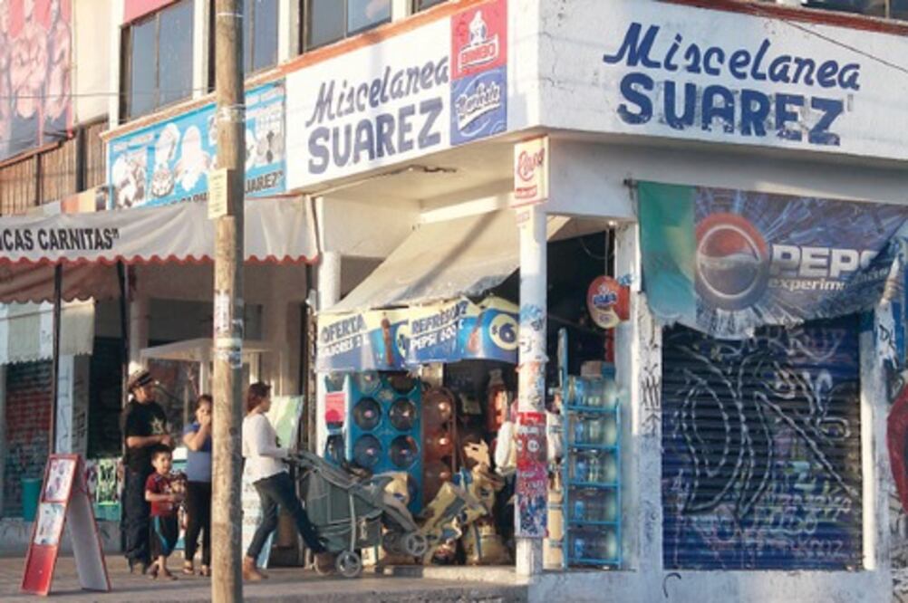 Caen ventas de misceláneas: Canaco