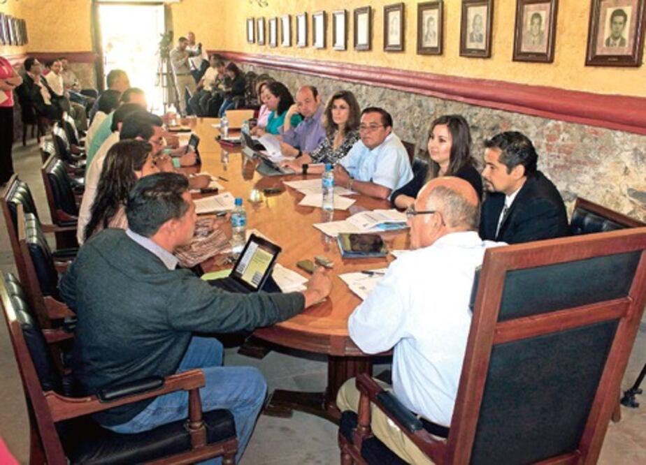 Por aprobar, presupuestos  de Corregidora y Huimilpan