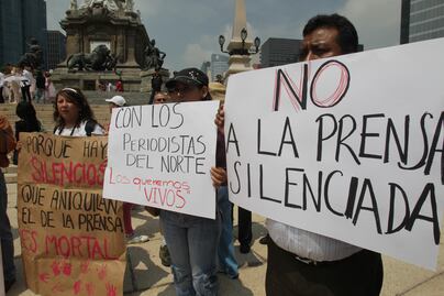 Reporteros despojados, sin apoyo de autoridades